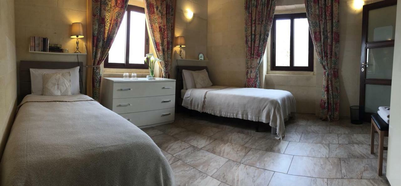 Country Views Bed & Breakfast Вікторія Екстер'єр фото
